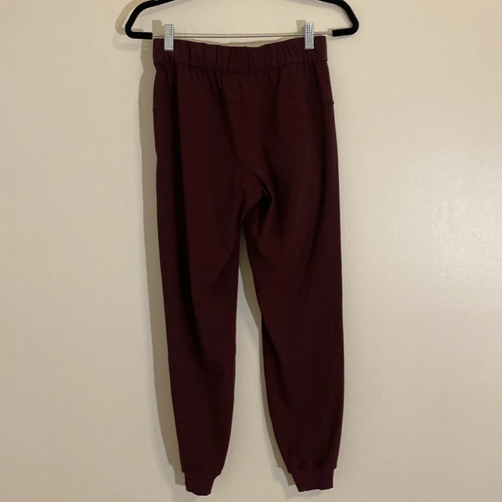 Lululemon On the Fly Jogger | Luxtreme | Garnet Maroon | Women's 4 28" inseam - Picture 11 of 14